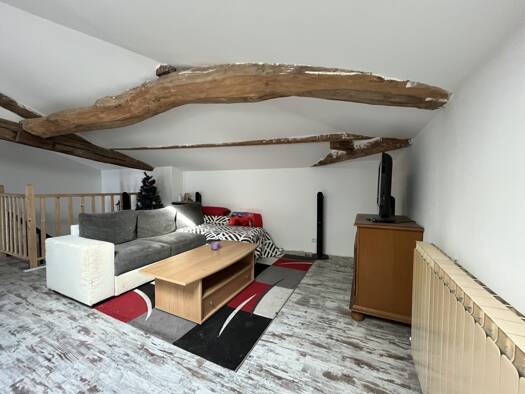 Maison à vendre 294 000 € 9 pièces 4 chambres 250 m² 589 m² de terrain Langon 33210