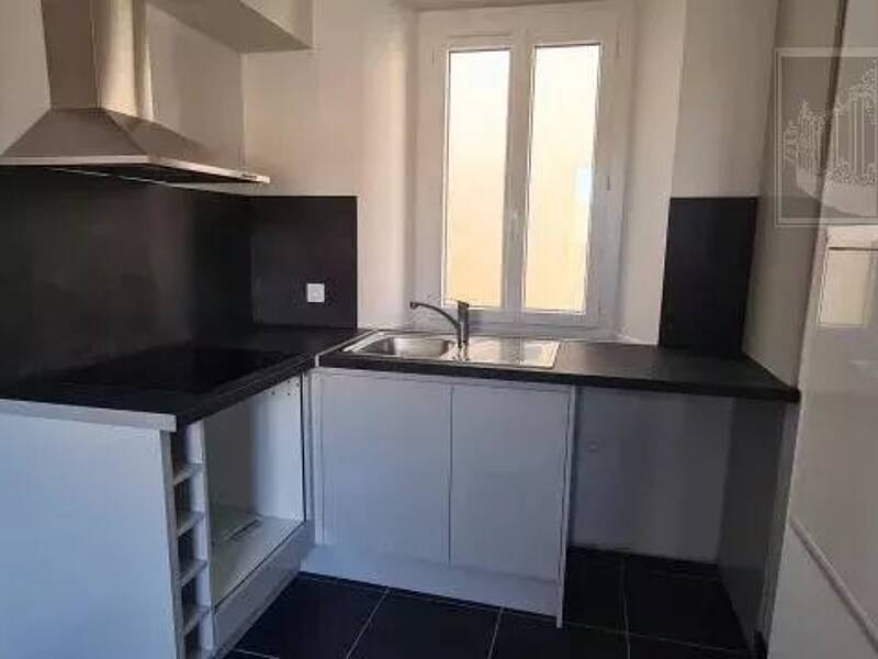 Maison à louer, 25m², VERRIERES LE BUISSON