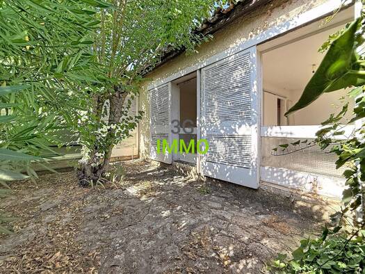 Maison de plain-pied à vendre 179 000 € 4 pièces 3 chambres 86,6 m² 136 m² de terrain Hôpital Nîmes 30900