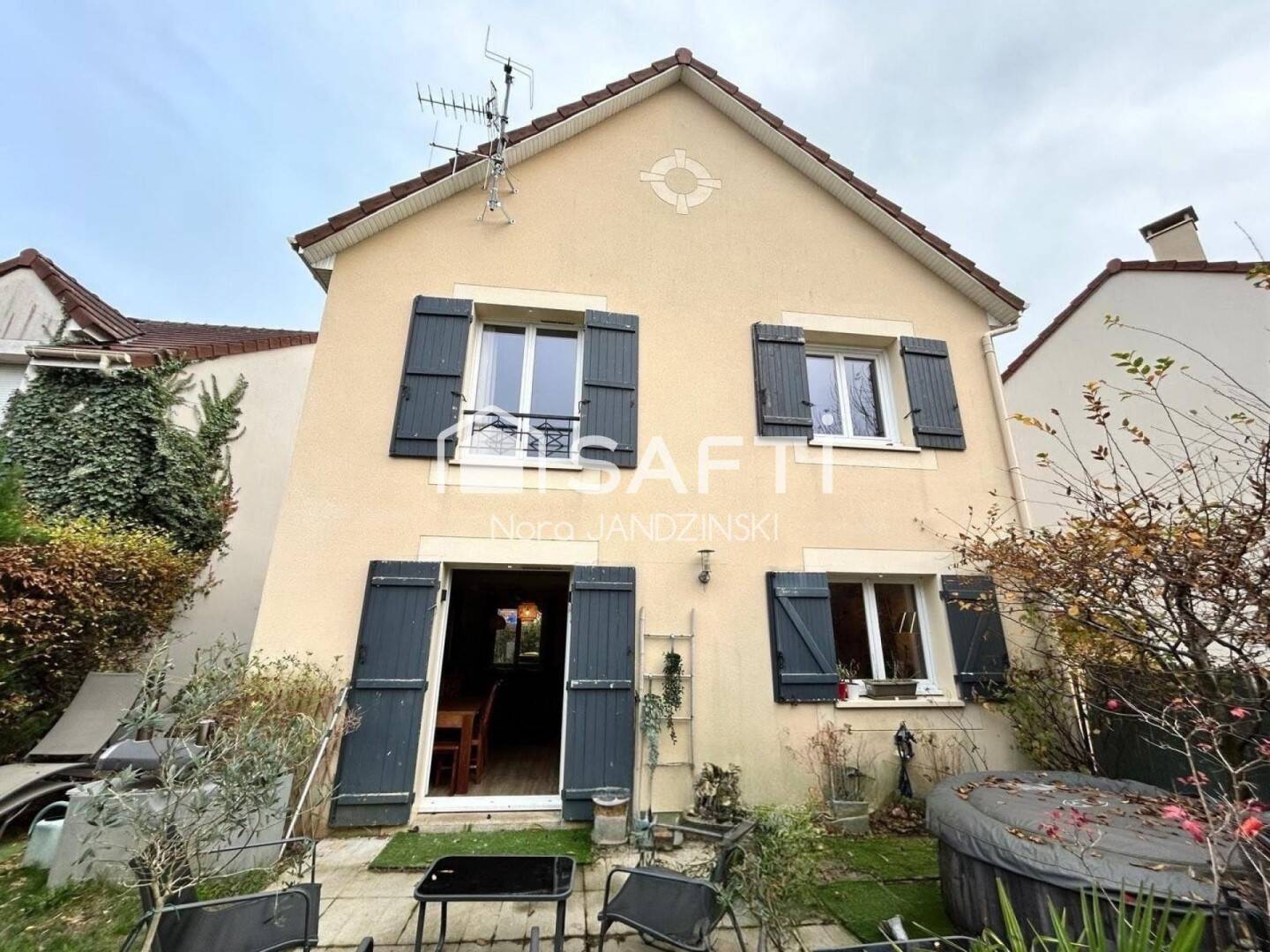 Maison à vendre, 122m², SAINT LEGER DU BOURG DENIS