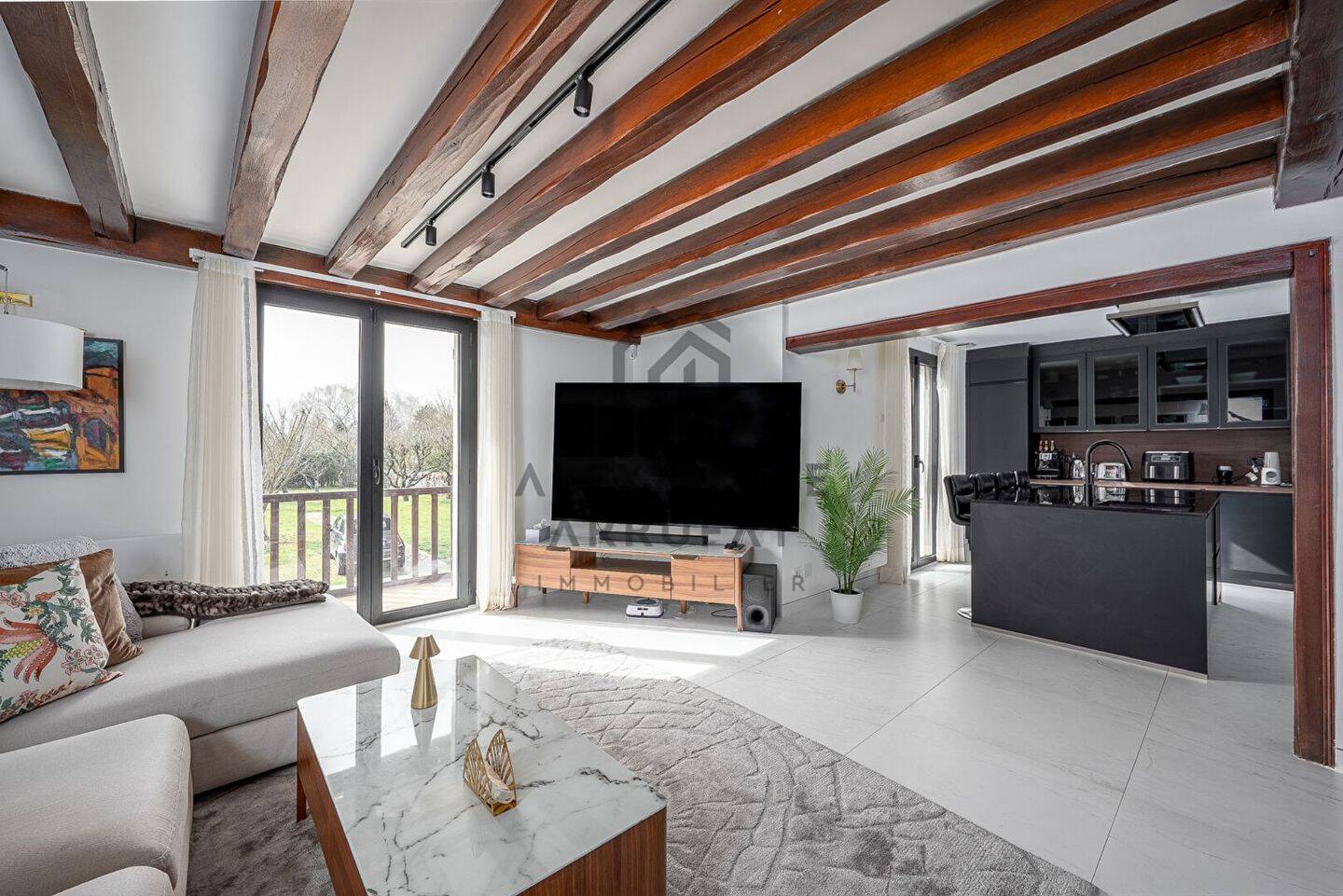 Maison à vendre, 200m², VARENNES JARCY
