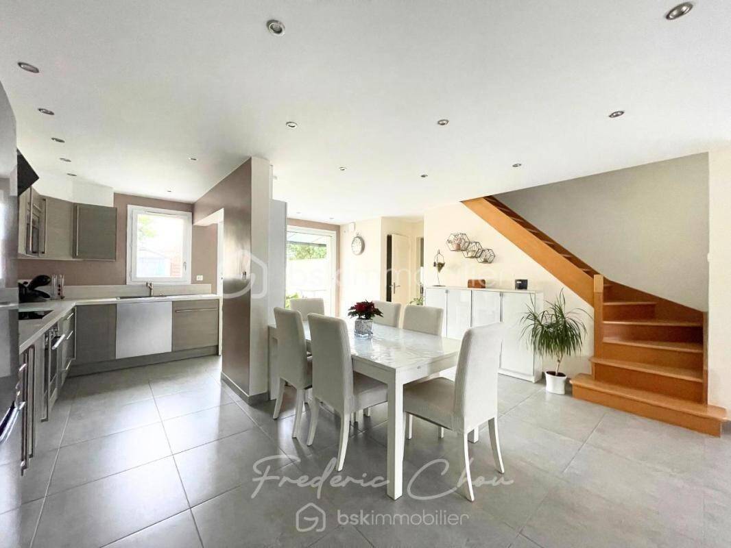 Maison à vendre, 123m², TORCY