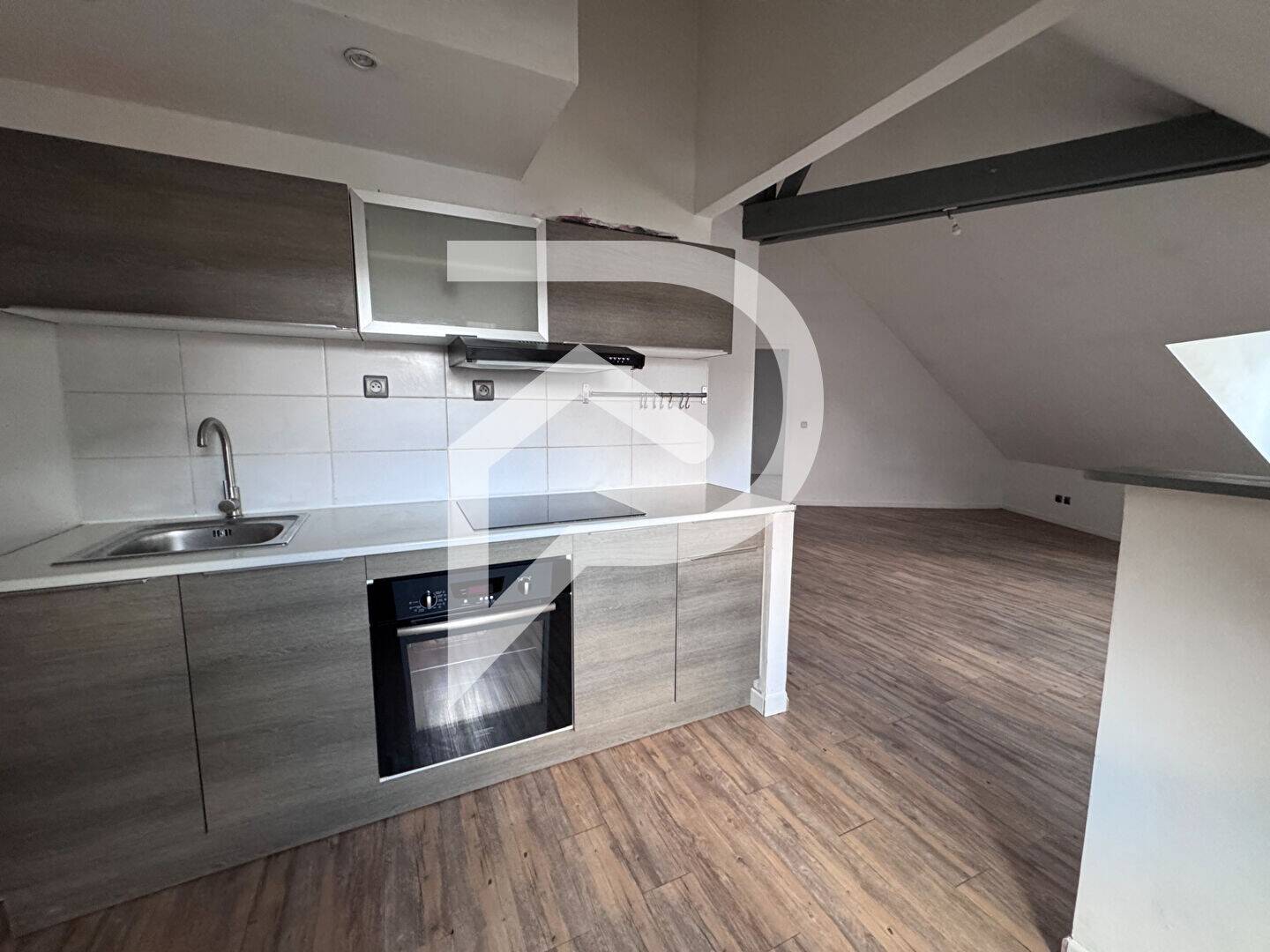 Maison à louer, 47m², NANTEUIL LE HAUDOUIN