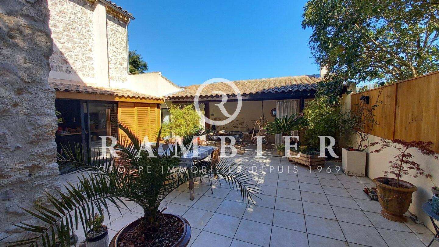 Maison à vendre, 141m², SAINT MATHIEU DE TREVIERS