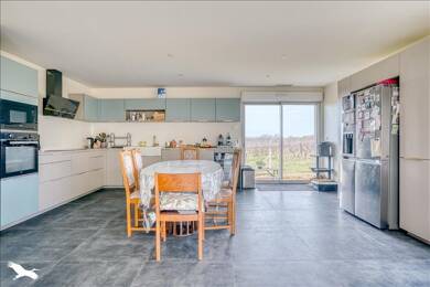 Maison à vendre 218 300 € 5 pièces 4 chambres 142 m² 1 116 m² de terrain Pellegrue 33790