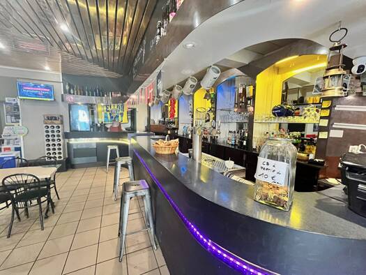 Restaurant à vendre Fonds de commerce 130 000 € 96 m² d'espace de restauration Saint Eloy les Mines 63700