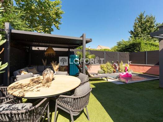 Maison à vendre 432 900 € 6 pièces 4 chambres 105 m² 260 m² de terrain Bois Notre Dame Pontault Combault 77340