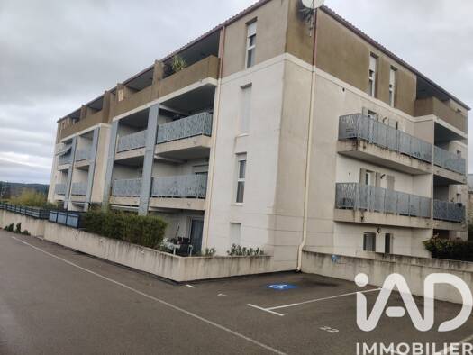 Appartement à vendre 212 000 € 2 pièces 1 chambre 48 m² RDC/3 Centre Ancien Pertuis 84120
