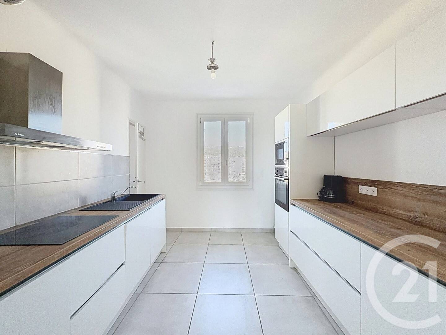 Maison à louer, 80m², AJACCIO
