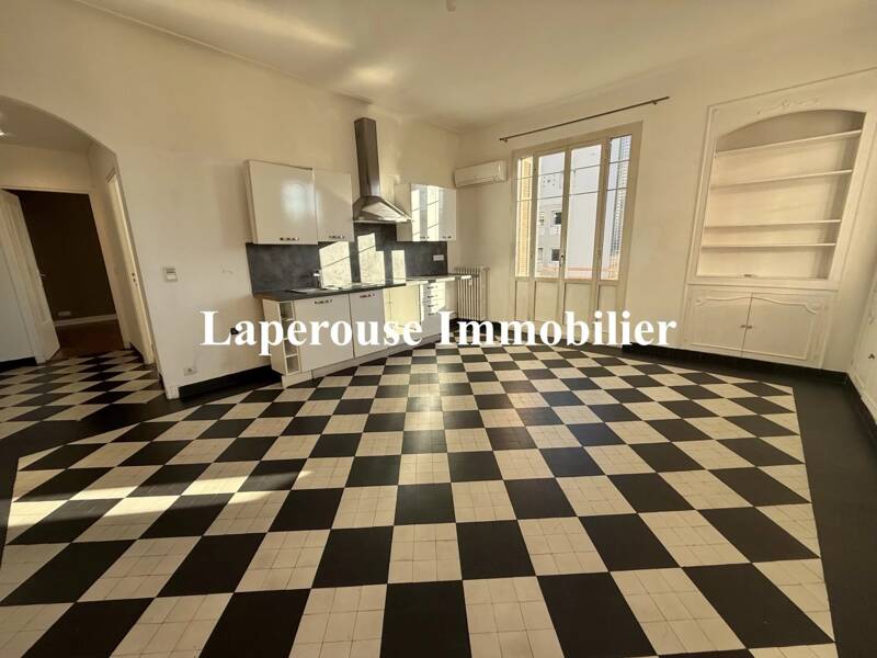 Maison à louer, 66m², NICE