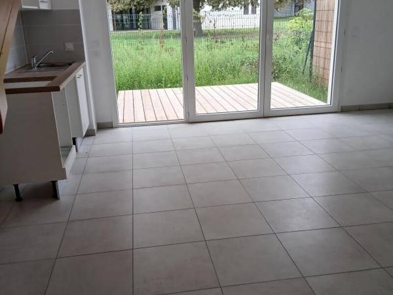 Maison à louer, 68m², LEOGNAN