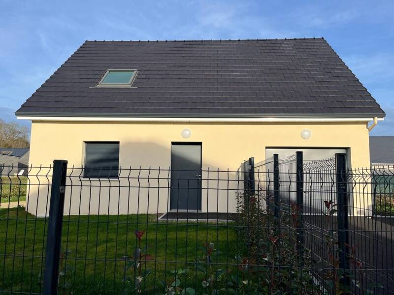 Maison à louer, 102m², SAINT SEBASTIEN DE MORSENT