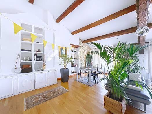 Appartement à vendre 329 900 € 4 pièces 3 chambres 136 m² Étage 3/3 Bourg-Charité Narbonne 11100