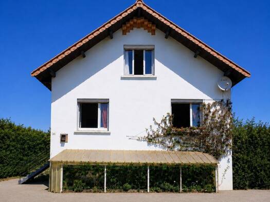 Maison à vendre 185 000 € 6 pièces 4 chambres 111 m² 1 509 m² de terrain Pierrefontaine-les-Varans 25510