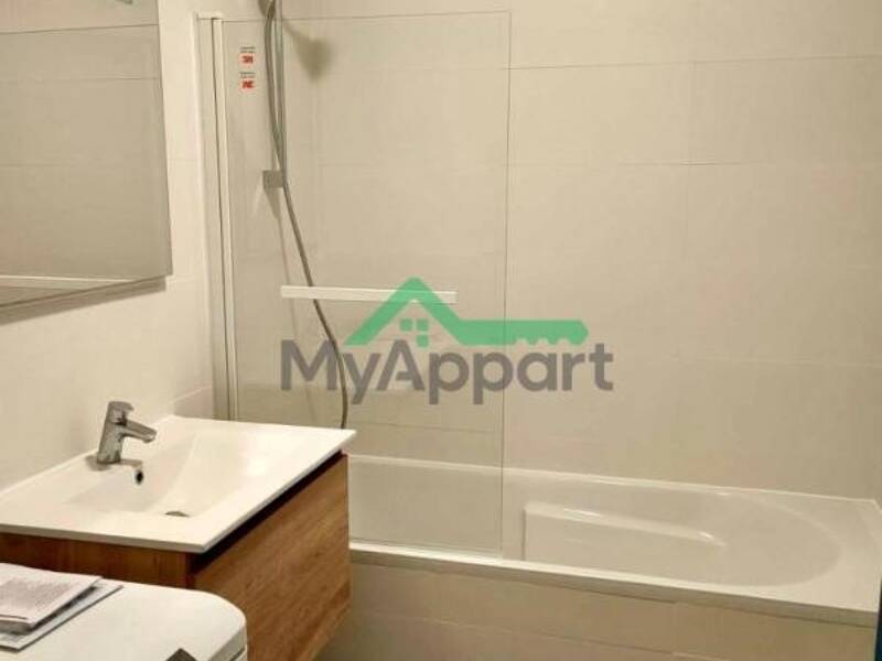 Maison à louer, 65m², MARSEILLE 8E