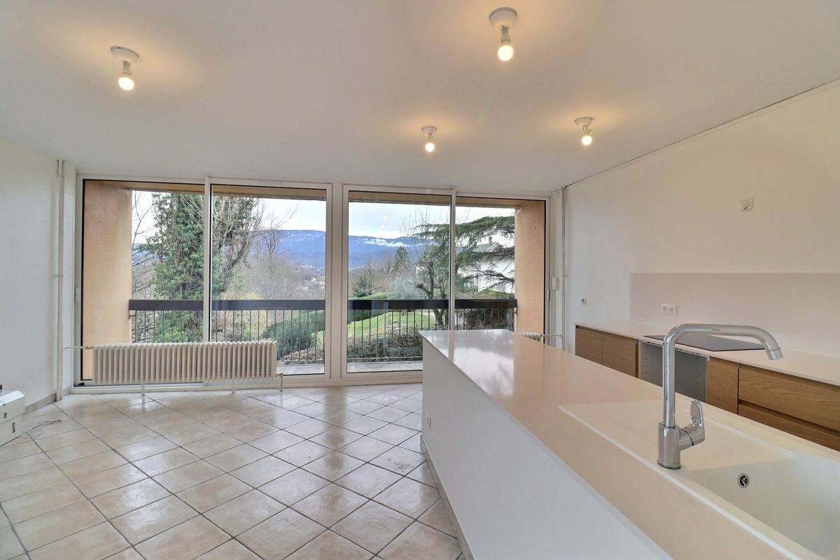 Maison à vendre, 81m², LE PONT DE BEAUVOISIN