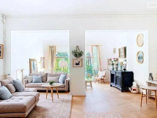 Maison à vendre 1 050 000 € 9 pièces 6 chambres 272 m² 400 m² de terrain Bordeaux 33000