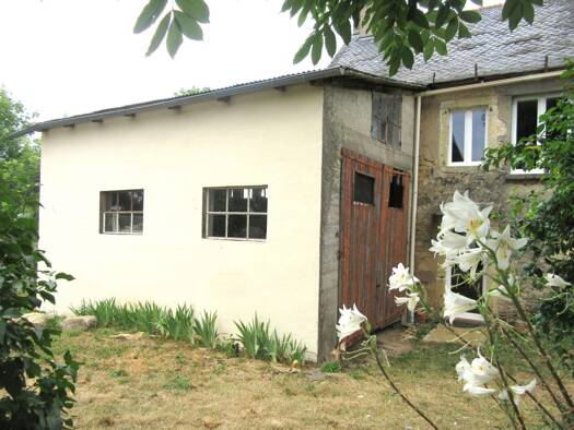 Maison à vendre 80 600 € 3 pièces 2 chambres 83,8 m² 265 m² de terrain Saint-Fï¿½Lix-de-Lunel 12320