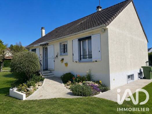 Maison de plain-pied à vendre 285 000 € 3 pièces 2 chambres 104 m² 462 m² de terrain Changis-sur-Marne 77660