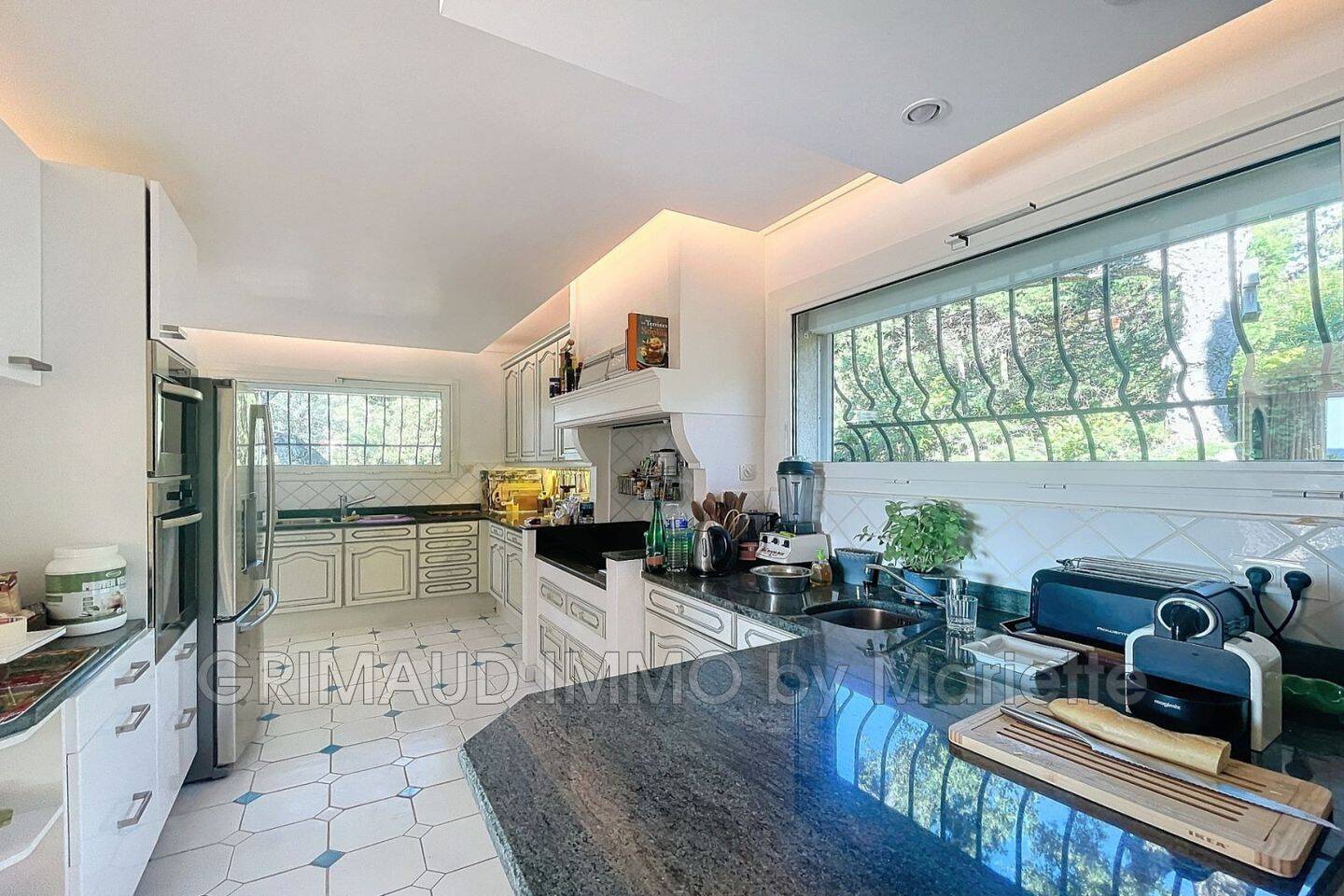 Maison à vendre, 336m², GRIMAUD