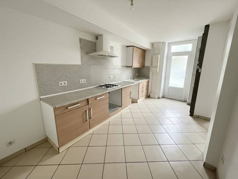 Maison à louer, 82m², MIRAMBEAU