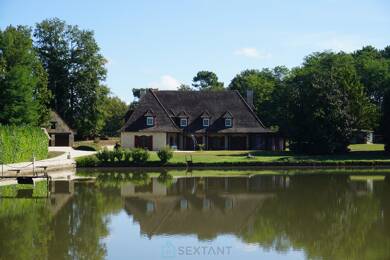 Maison à vendre 795 000 € 7 pièces 4 chambres 300 m² 39 800 m² de terrain Nantheuil 24800
