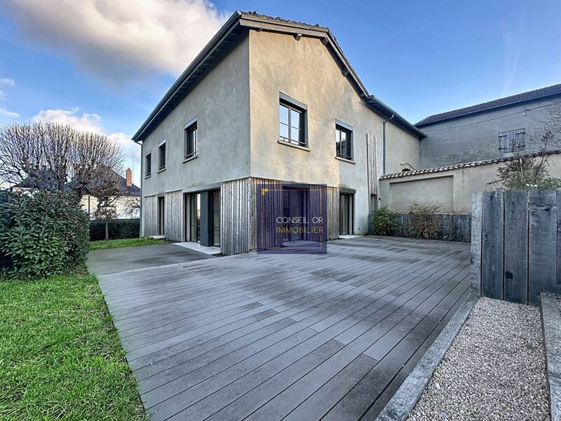 Maison à louer, 221m², CHAPONOST