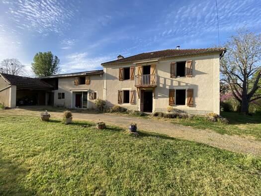 Maison en viager Bouquet 80 000 € 7 pièces 6 chambres 192 m² 5 648 m² de terrain Seissan 32260