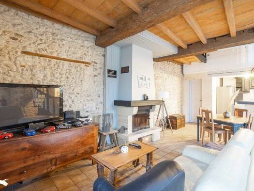 Maison à vendre 158 250 € 3 pièces 2 chambres 92 m² 204 m² de terrain Arces 17120