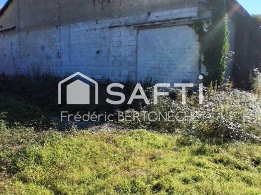 Immeuble à vendre 163 000 € 1 000 m² Les Églisottes-et-Chalaures 33230