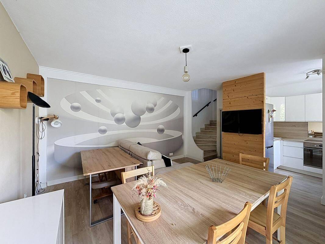 Maison À Louer — 3