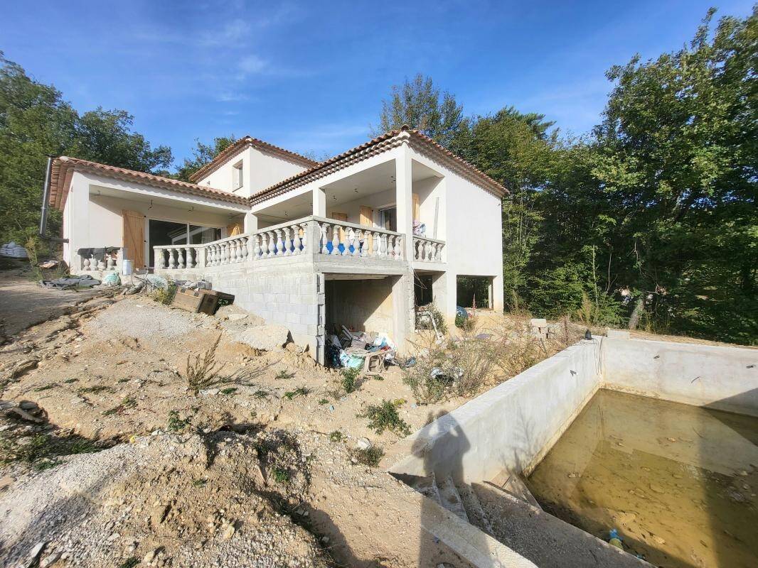 Maison à vendre, 170m², TOURRETTE LEVENS