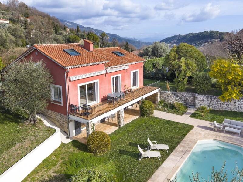 Maison à vendre, 138m², CHATEAUNEUF DE GRASSE