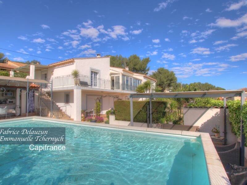 Maison à vendre, 230m², SAINT MITRE LES REMPARTS