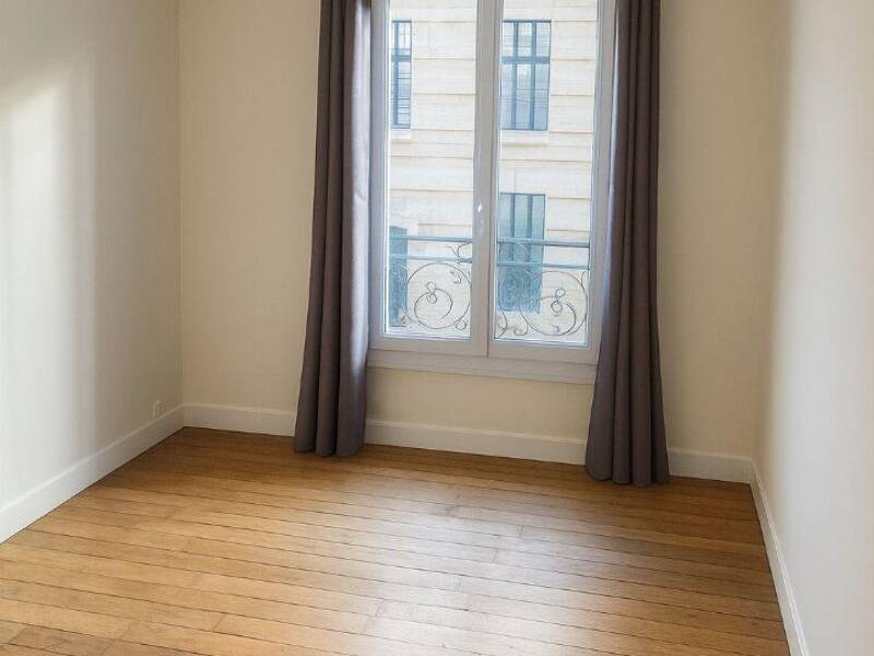 Maison à louer, 48m², PARIS 16E