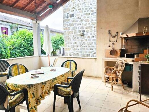 Maison à vendre 149 000 € 5 pièces 3 chambres 60 m² Langogne 48300