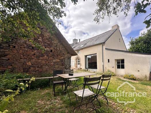Maison à vendre 295 000 € 4 pièces 2 chambres 107 m² 1 814 m² de terrain Béganne 56350