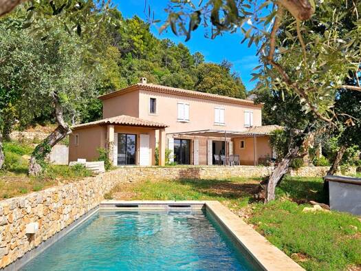 Villa à vendre 699 000 € 6 pièces 4 chambres 165 m² 5 835 m² de terrain Claviers 83830