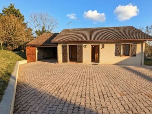 Pavillon à vendre 210 000 € 3 pièces 2 chambres 68 m² 1 022 m² de terrain Doissin 38730