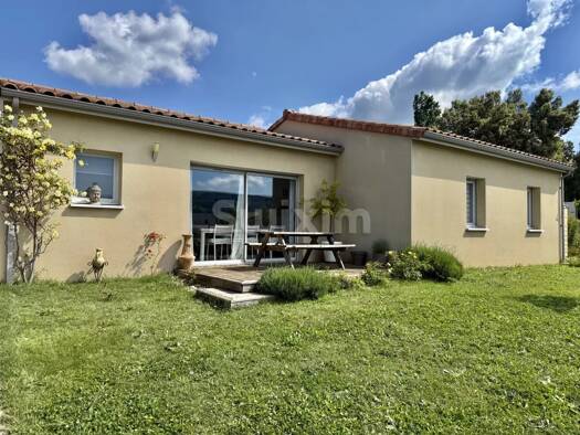 Maison de plain-pied à vendre 385 000 € 5 pièces 4 chambres 120 m² 665 m² de terrain Valaurie 26230