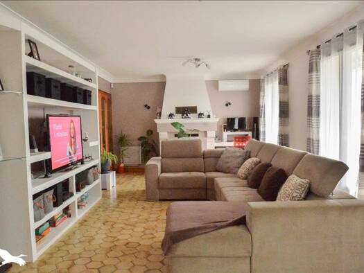 Maison de plain-pied à vendre 174 410 € 5 pièces 4 chambres 194 m² 610 m² de terrain Germillac-Bel Air Tonneins 47400
