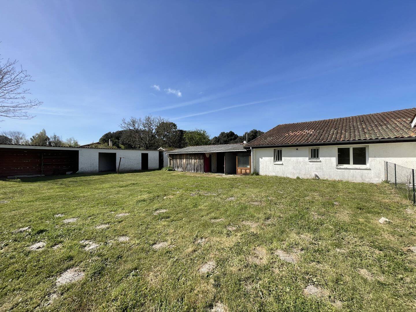Maison à vendre, 105m², GRAYAN ET L'HOPITAL