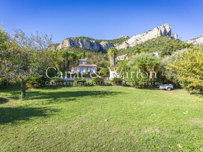 Maison à vendre, 126m², LE REVEST LES EAUX