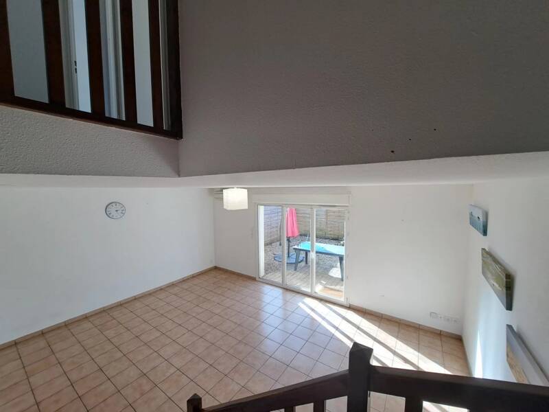 Maison à louer, 0m², MIOS