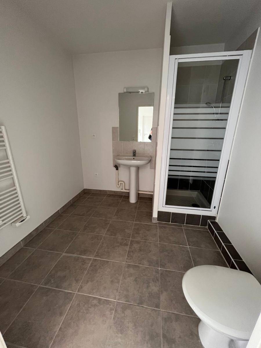 Appartement T1 — 4