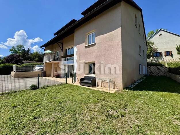 Immeuble à vendre 2 025 000 € 432,9 m² Challex 01630