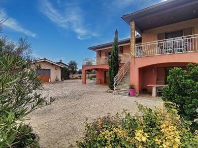 Maison à vendre 515 000 € 6 pièces 4 chambres 236 m² 1 200 m² de terrain Civrieux 01390