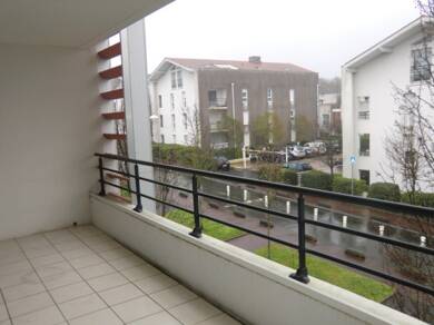 Appartement à louer 1 358 € 5 pièces 4 chambres 112,7 m² Étage 2/3 Saint Bernard Bayonne 64100