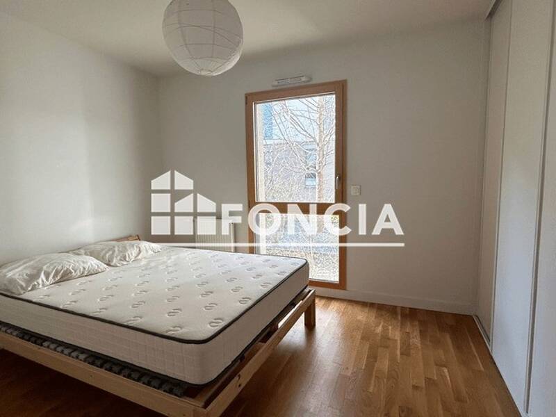 Maison à louer, 68m², LYON 8E