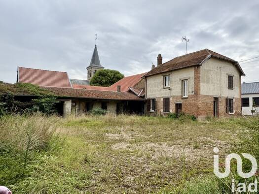 Maison à vendre 93 500 € 8 pièces 2 chambres 140 m² 2 145 m² de terrain Challerange 08400